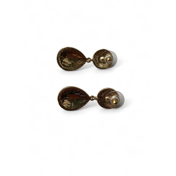 Vintage Red and White Beaded Teardrop Earrings With Intricate Detailing - Picture 3 of 5